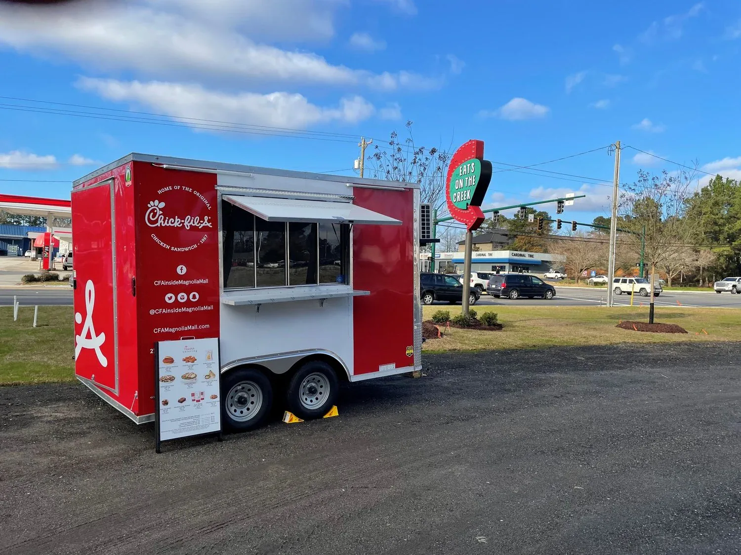 Chick-fil-A Magnolia Mall’s red food trailer
